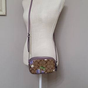 NWT* COACH CROSSBODY IN LILY